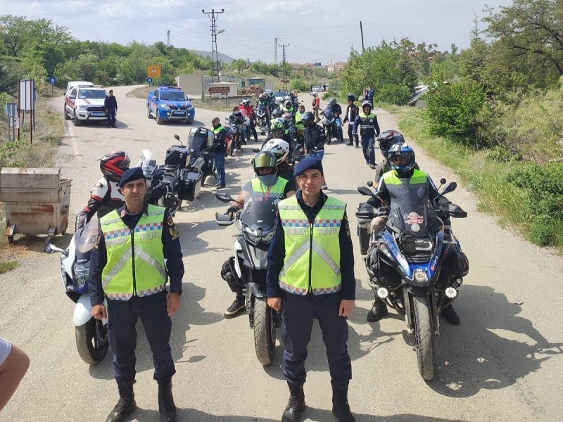 Motosiklet Sürücülerine Trafik Güvenliği Eğitimi İcra Edildi